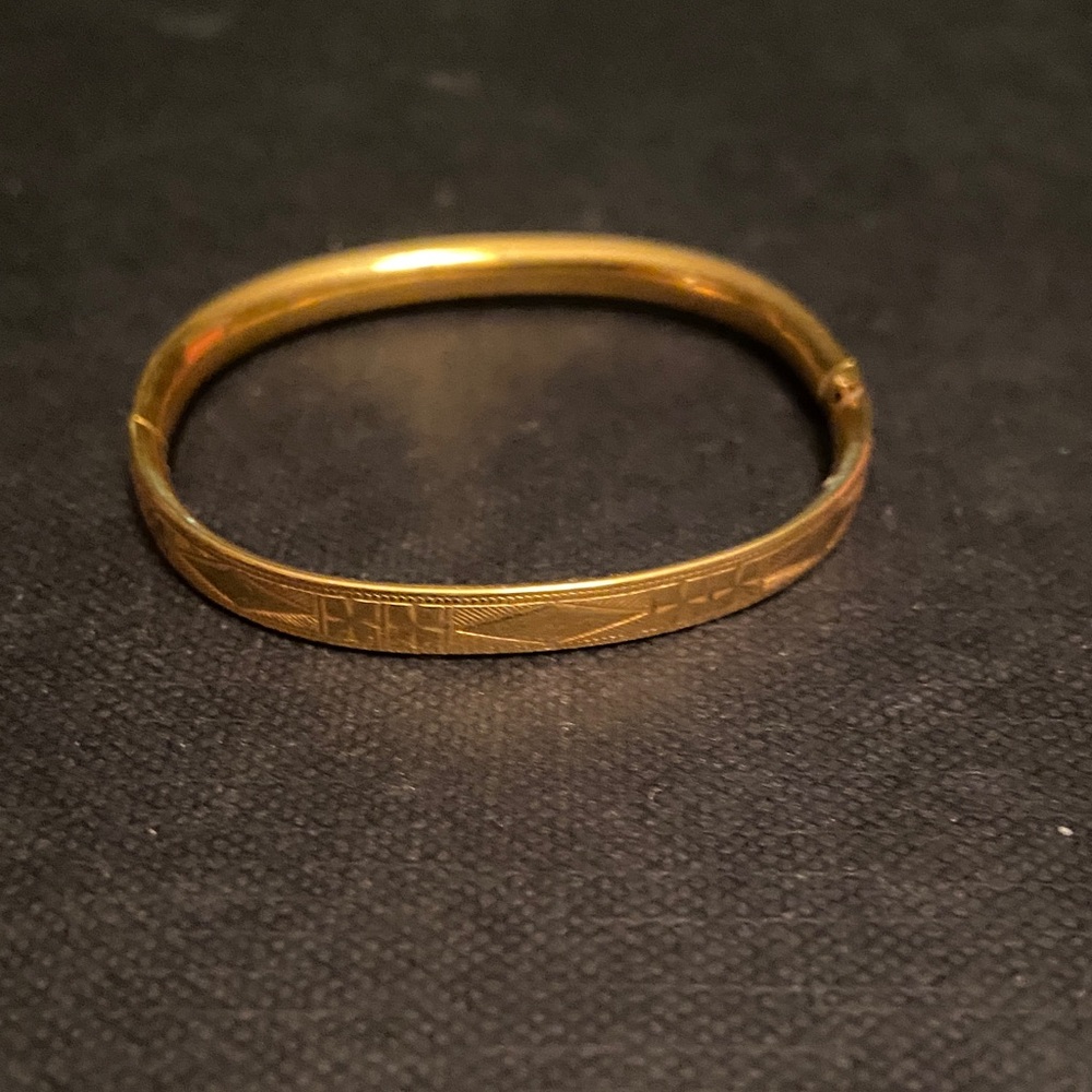 Vintage 1960s 60s 12 KT Gold FILLED GF HF child’s baby toddler Bangle Bracelet